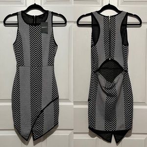 💗 *NEW* Forever 21 - Womans Bodycon Mini Dress